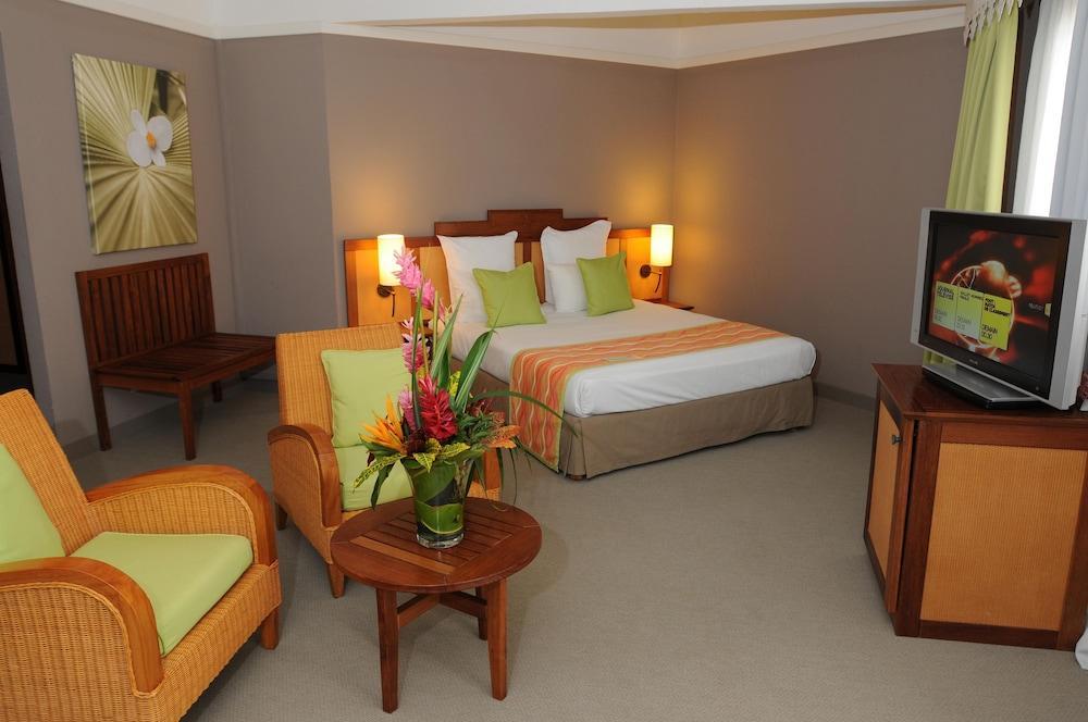 Hotel Exsel Creolia Saint-Denis Ngoại thất bức ảnh